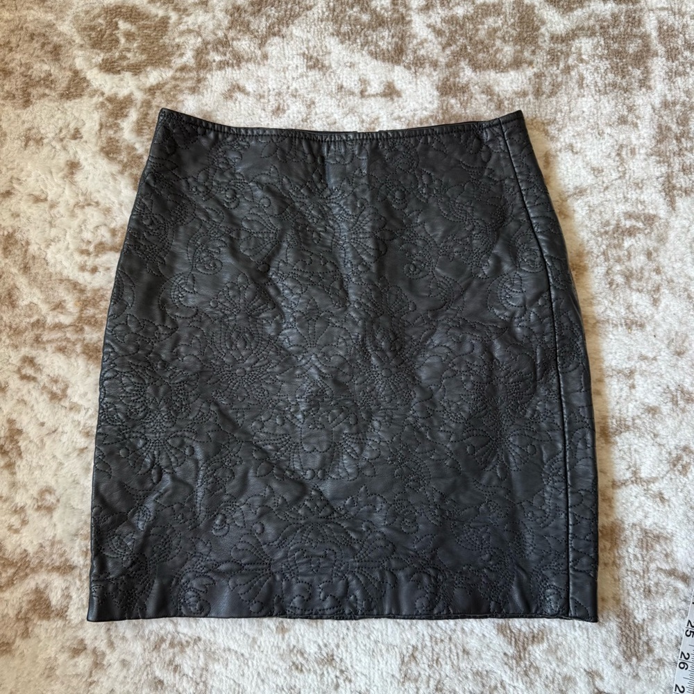 Dynamite Black Skirt XS A-Line Embellished Faux leather Mini